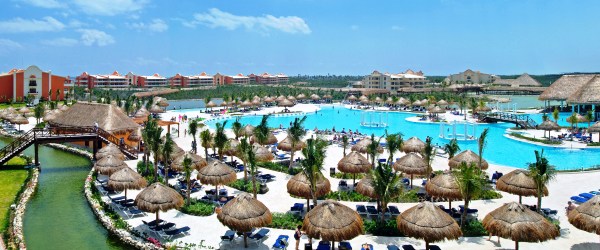 Grand Palladium Colonial Resort & Spa 